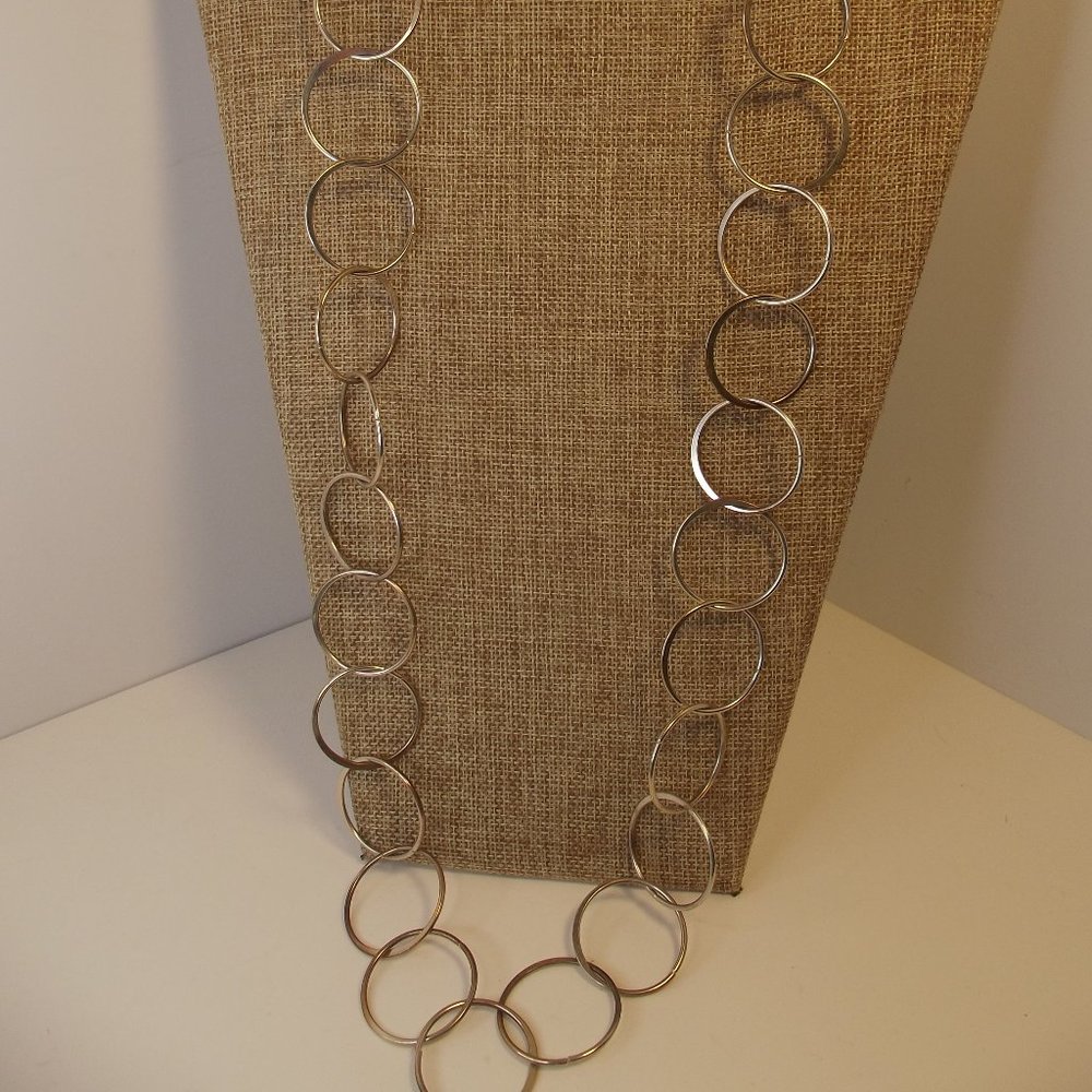 BR Banana Republic Circle Link Necklace Silver Tone Metal